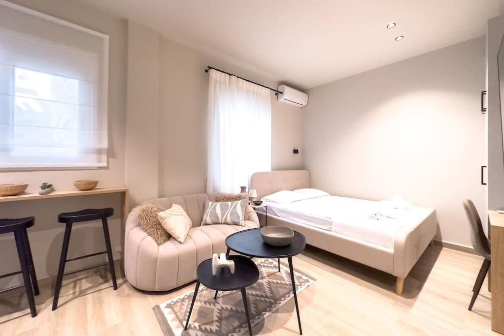 Athenian Luxe & Cozy Studio ภายนอก รูปภาพ