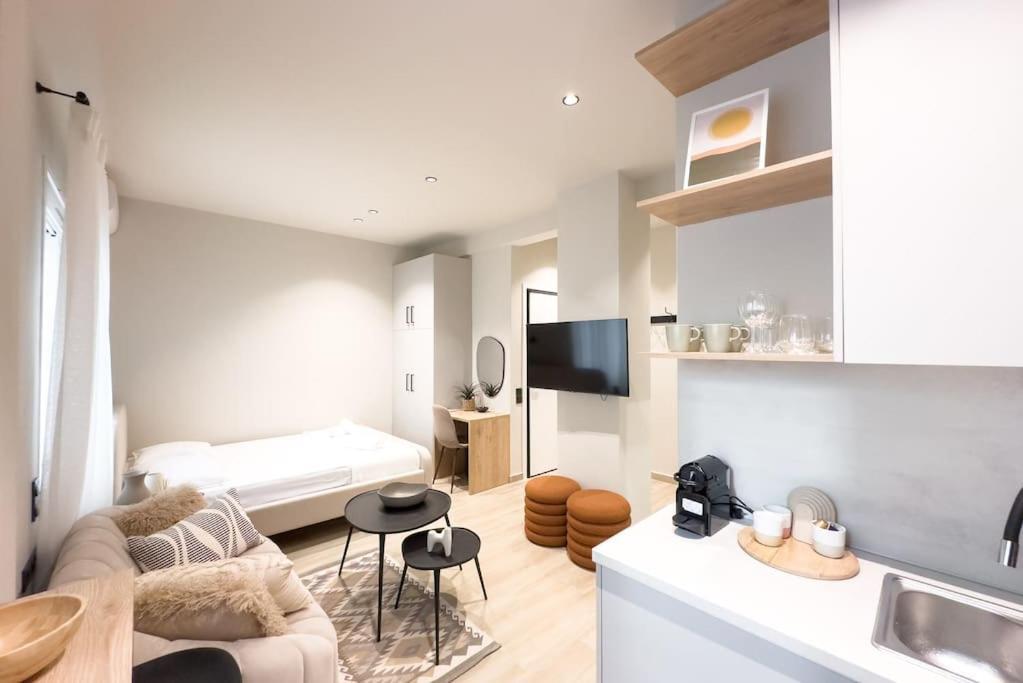 Athenian Luxe & Cozy Studio ภายนอก รูปภาพ